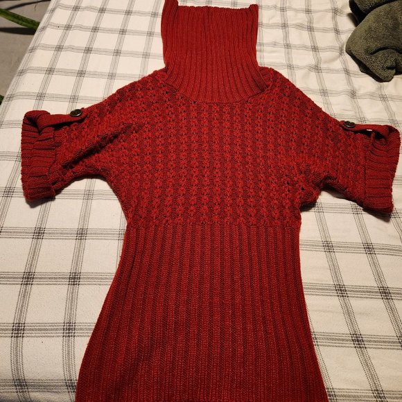 Beautiful knit red sweater - Picture 2 of 7